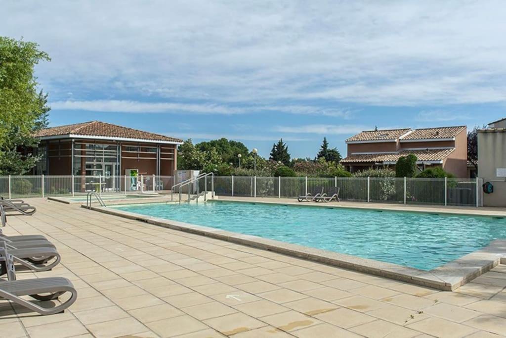La Provencale Apartment Saint-Saturnin-lès-Avignon Exterior foto